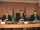 Un momento della seduta di ieri: da sinistra, il sottosegretario Paolo Romani, il ministro Claudio Scajola ed il consigliere Nicola Burdiat